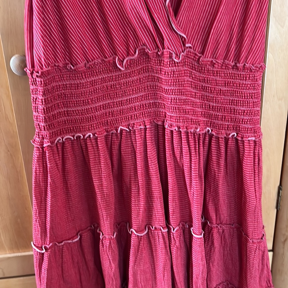 Red and white striped dress! - Picture 3 of 8